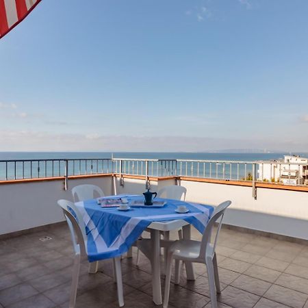 Le Terrazze Villa Follonica Ruang foto