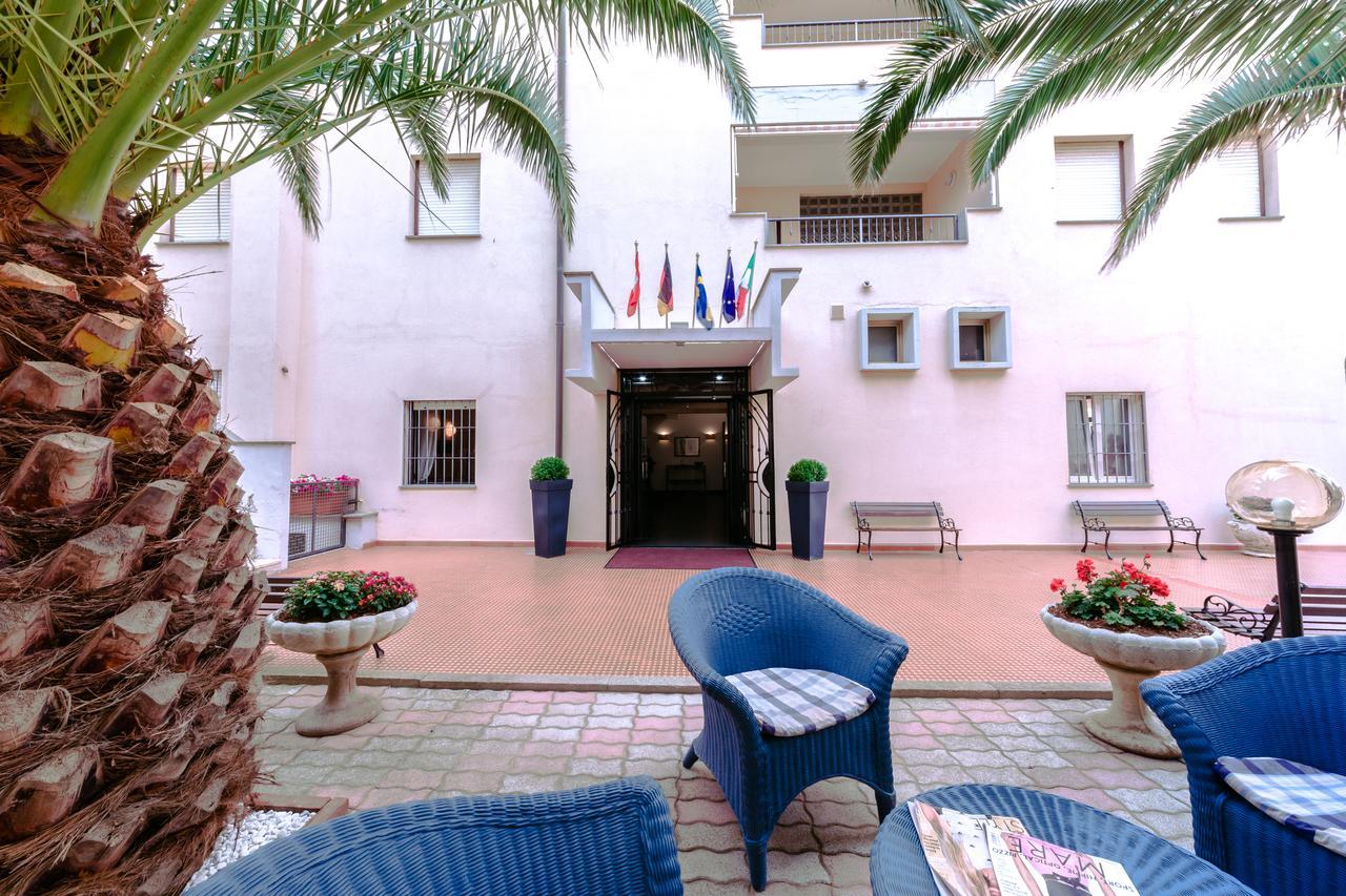 Le Terrazze Villa Follonica Bagian luar foto